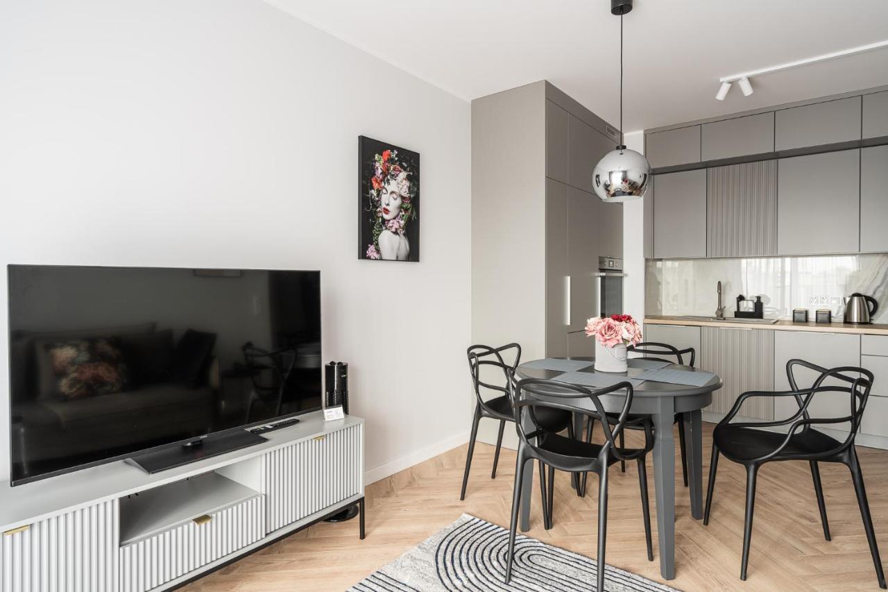 Rentplanet - Nowa Manufaktura Lejlighed Wrocław Eksteriør billede