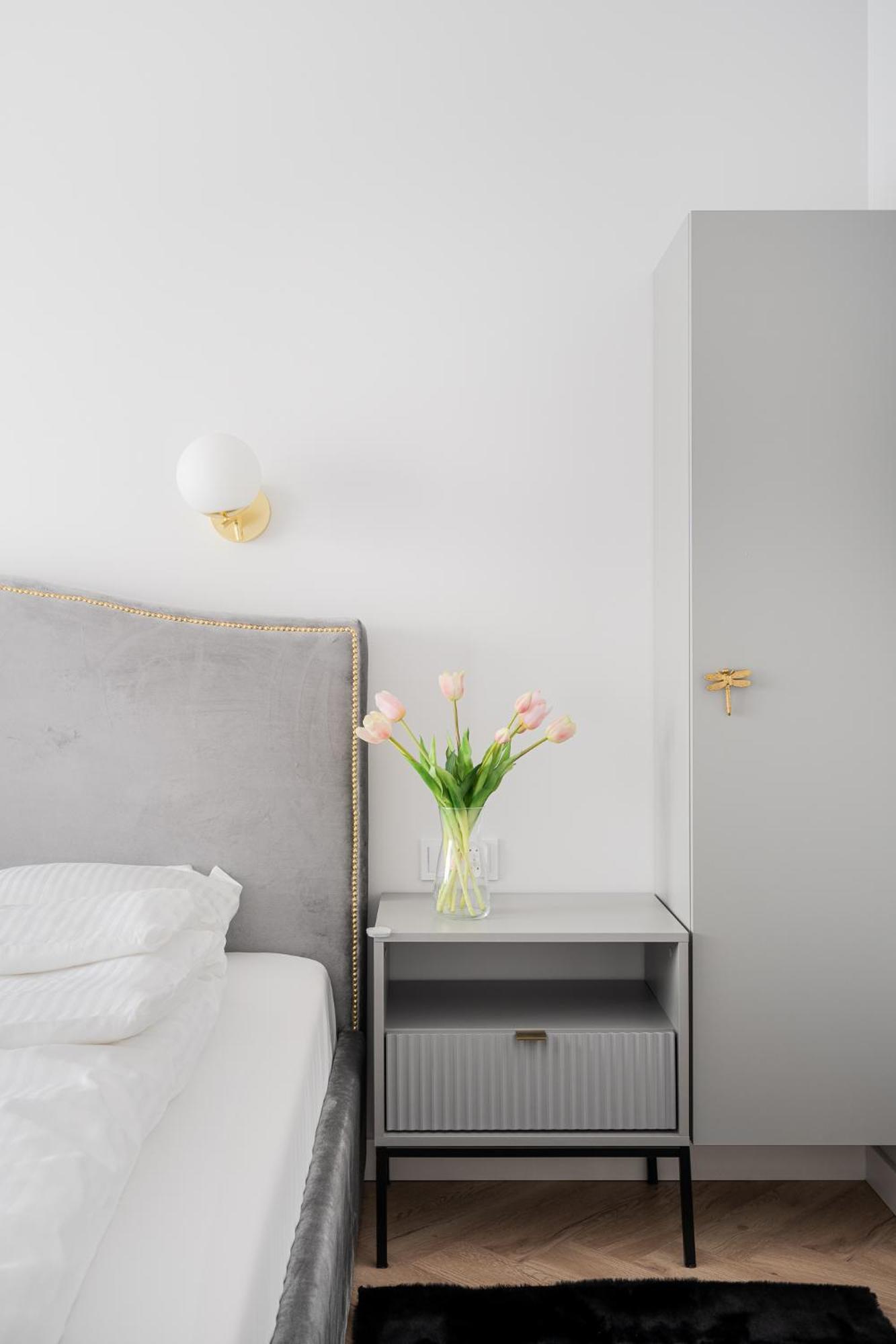 Rentplanet - Nowa Manufaktura Lejlighed Wrocław Eksteriør billede
